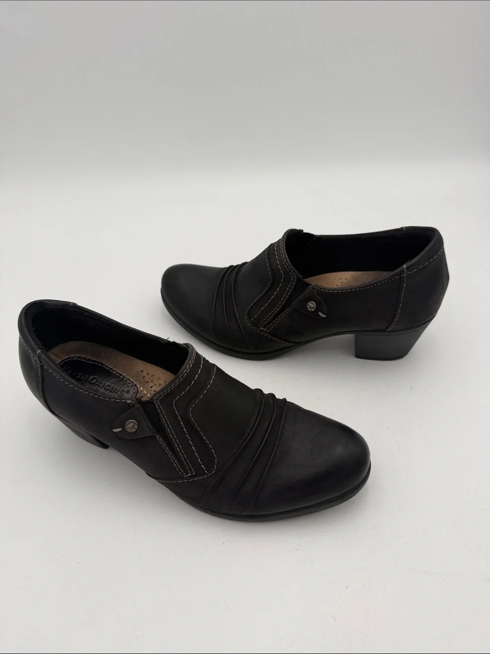 Earth origins Black Low Heel Slip-On Pumps booties women 8M casual office Y2K